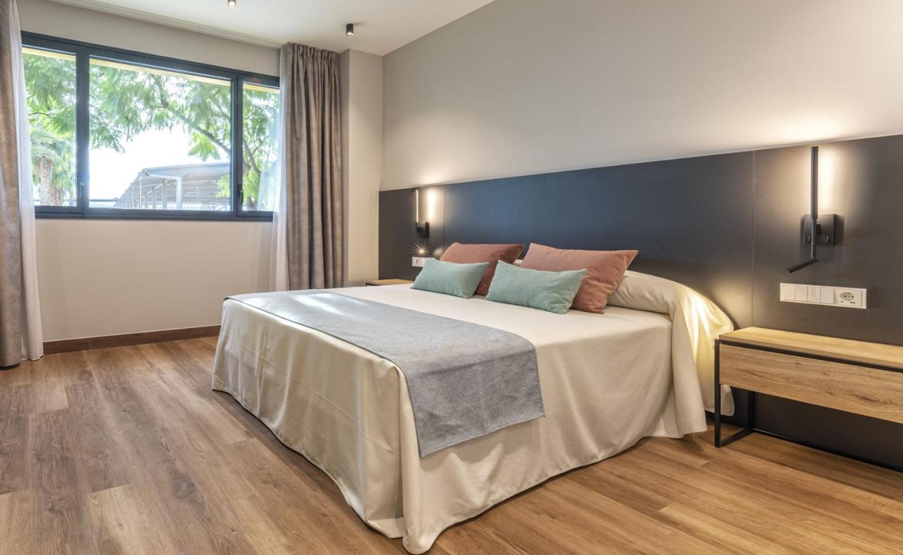 Hotel Villa Universitaria San Vicente Raspeig المظهر الخارجي الصورة