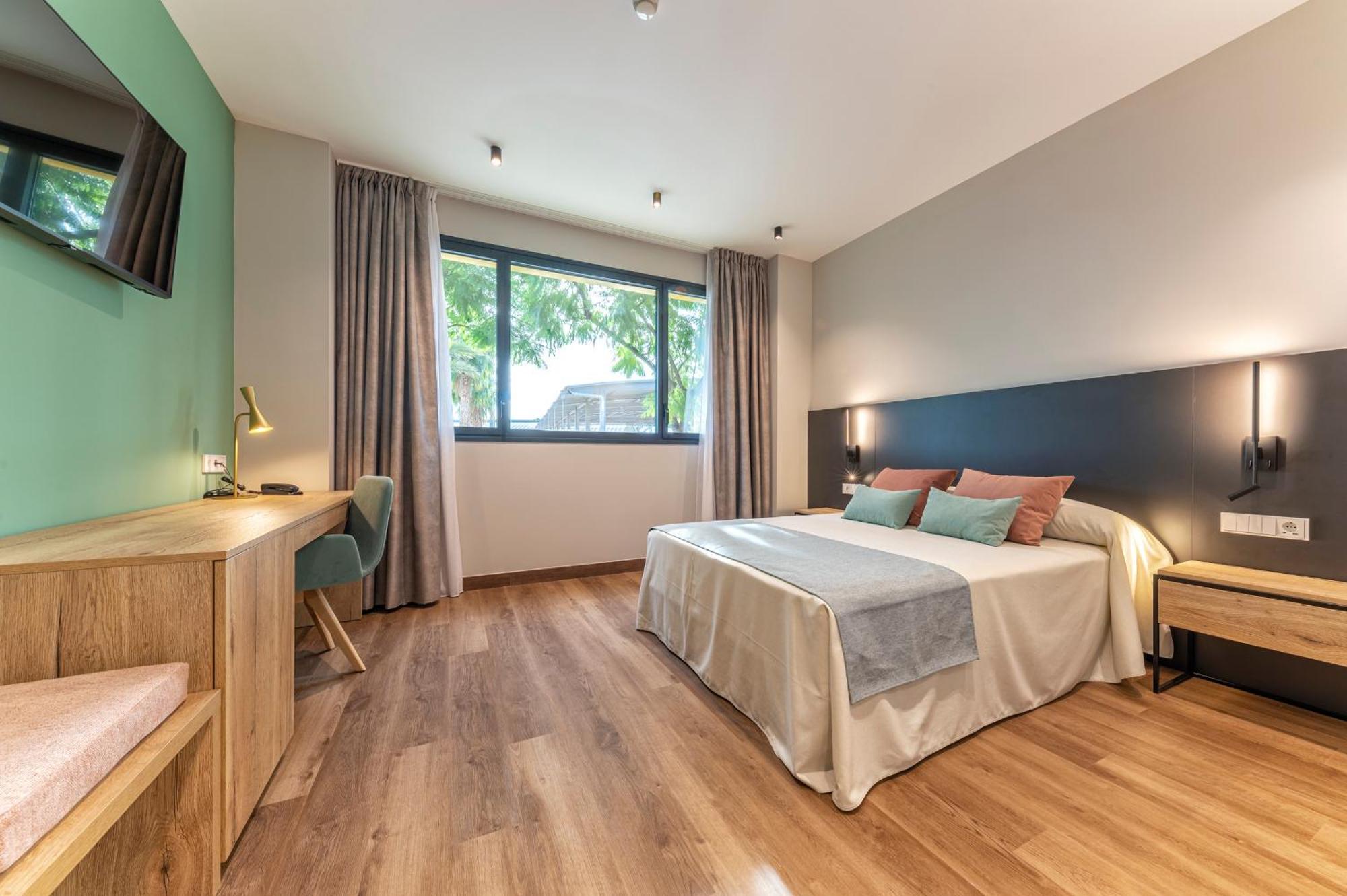 Hotel Villa Universitaria San Vicente Raspeig المظهر الخارجي الصورة