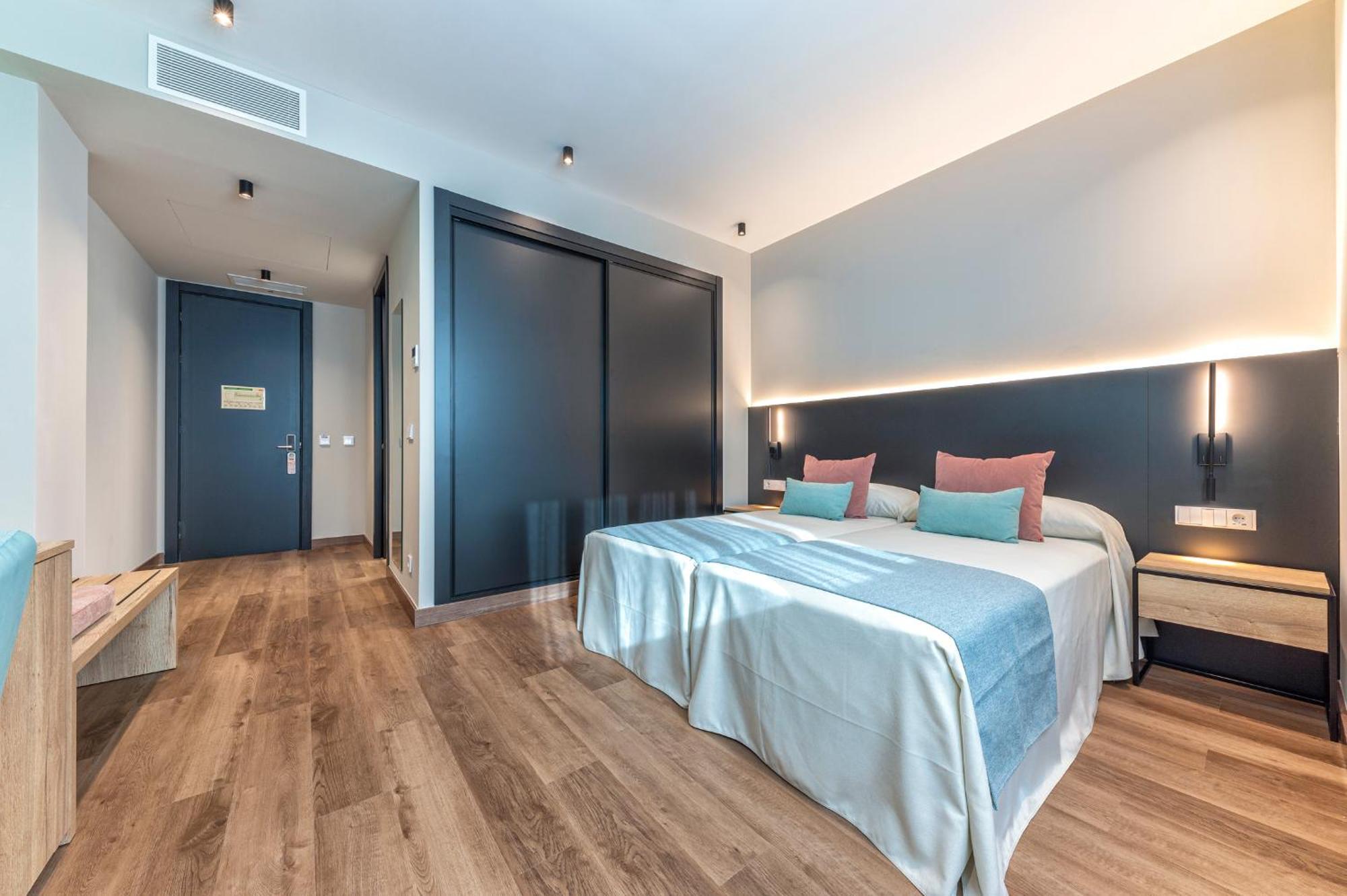 Hotel Villa Universitaria San Vicente Raspeig المظهر الخارجي الصورة